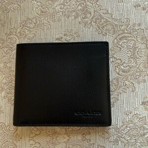 Coach Men’s Black Pebbled Leather Wallet
